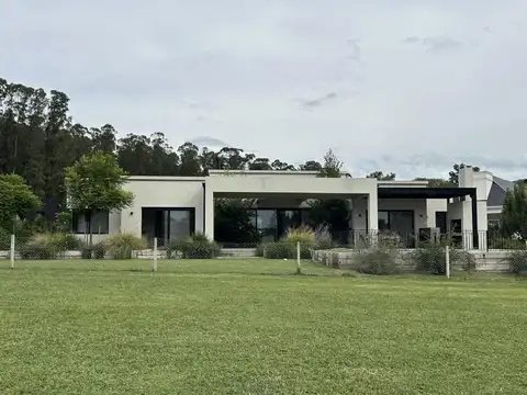 Jorge Newbery 4550, Mar Del Plata, Buenos Aires, Argentina.