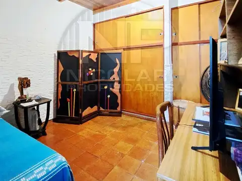 Depto Tipo Casa en Venta en Parque Chacabuco, USD 120.000