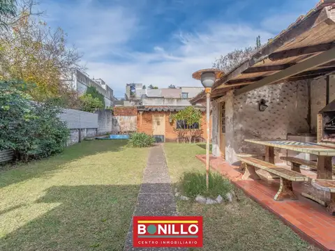 Casa 4 ambientes venta Agronomía