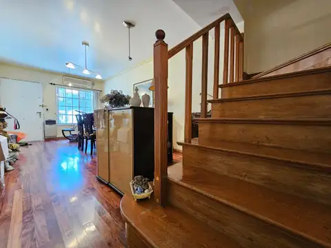 Casa 4 ambientes con 3 baños