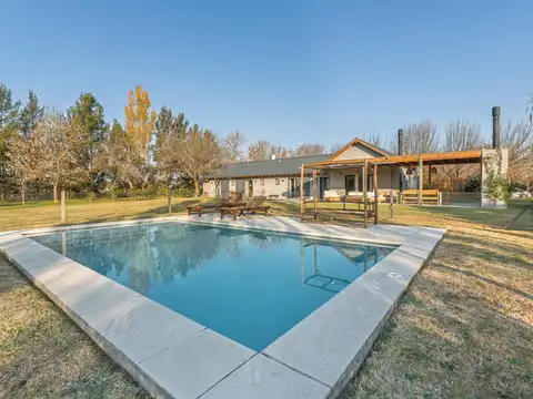 Casa en Venta 4 Ambientes en Altos del Cañadon - Capilla del Señor