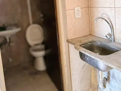 Importante galpón en alquiler, Ideal taller boutique