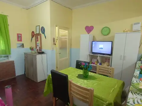 Depto Tipo Casa en Venta en Parque Chacabuco, USD 61.000