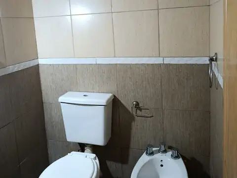 Depto Tipo Casa en Alquiler en Villa Libertad, $ 650.000