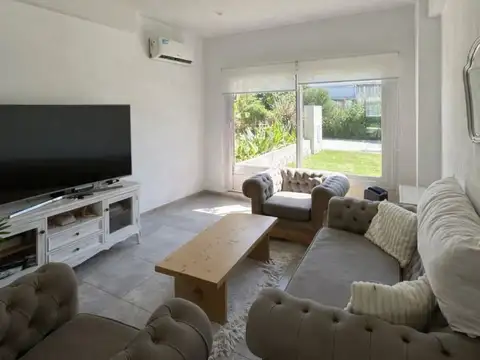 Casa en Alquiler de 3 dormitorios