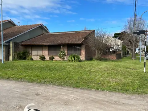 Miguel De Unamuno 100