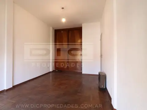 Depto Tipo Casa en Venta en Olivos Maipu/Uzal, USD 220.000