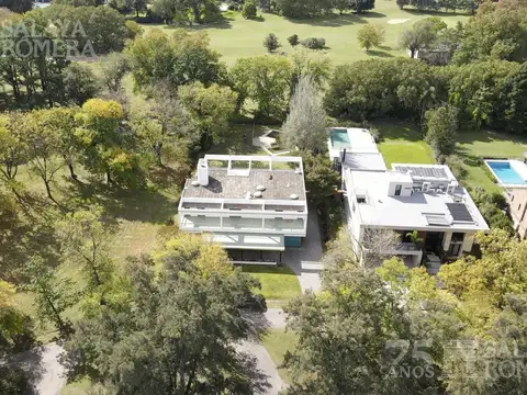 Casa en Venta de 5 dormitorios