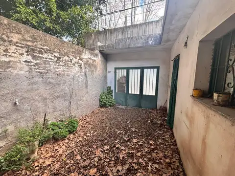 Casa de 1 dormitorio y cochera