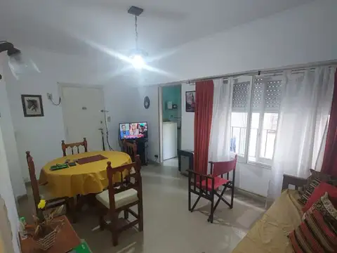 DEPARTAMENTO 2 AMBIENTES INTERNO LUMINOSO, PLAZA COLON