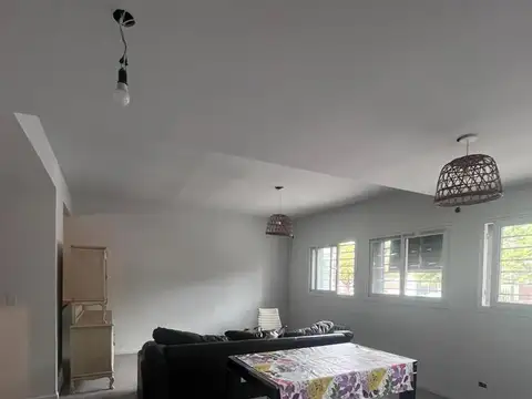 Depto Tipo Casa en Venta de 3 dormitorios