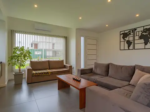 Casa en Venta en Tierras Del Mar, USD 228.000