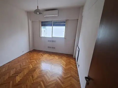 Departamento en Alquiler 44 años