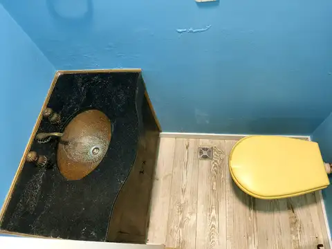 MONSEÑOR PIAGGIO 100, Piso 1