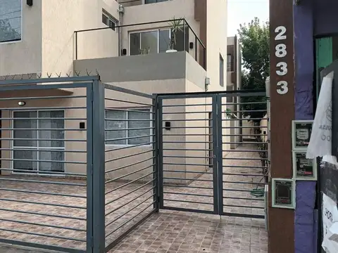 Depto Tipo Casa en Venta de 2 ambientes