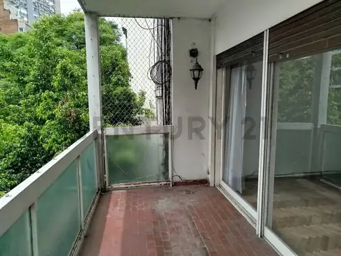 Alquiler en Palermo Amplio 2 ambientes al frente con balcón Súper luminoso