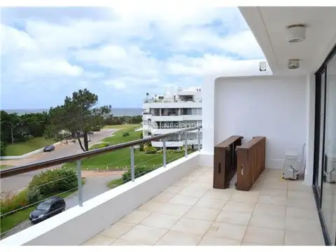 Departamento en Alquiler de 5 ambientes