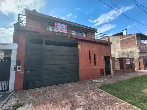 ¡OPORTUNIDAD ÚNICA EN TEMPERLEY! - DOBLE LOTE - CASA + GALPÓN + LOTE LIBRE
