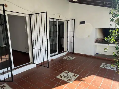 Casa en Alquiler de 3 dormitorios