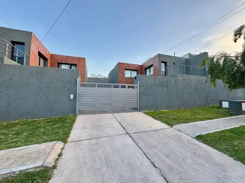 Casa en Venta en La Calera, USD 96.000