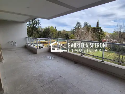 Departamento en Alquiler con 1 cocheras