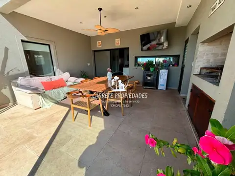 Casa en venta de 3 dormitorios c/ pileta en Pilar del Este - Santa Lucia