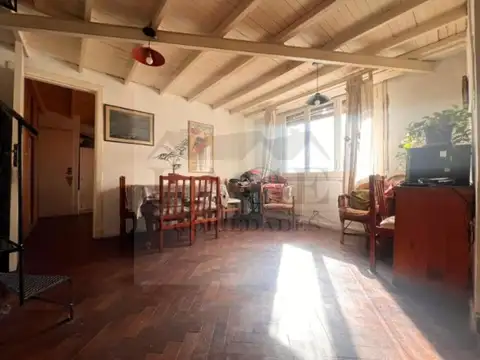 Depto Tipo Casa en Venta de 3 ambientes
