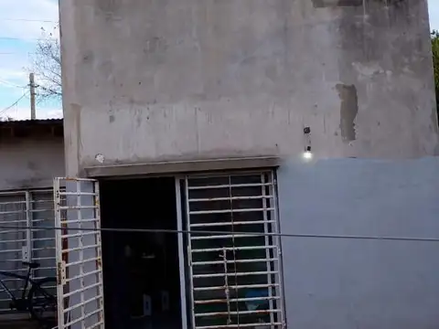Casa en Venta en Villa Elvira, USD 35.000