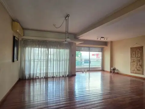 Departamento en Venta de 7 ambientes