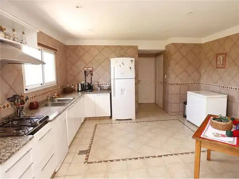 Casa 5 ambientes con 5 baños