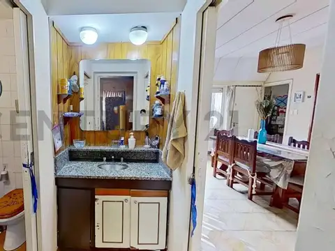 Casa 4 ambientes con 1 baño