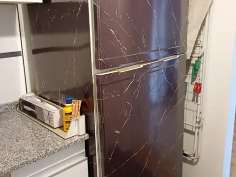 Departamento en Alquiler en Caseros, $ 380.000