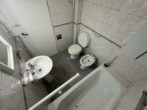 Depto Tipo Casa en Alquiler con 1 cocheras