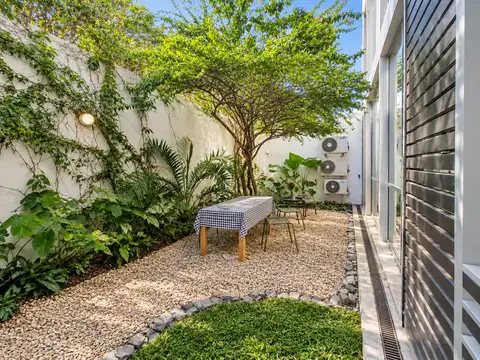 ALQUILER Oficina Loft 112 m² con jardín Propio – Núñez – Bajísimas Expensas