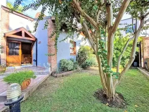 Casa 4 ambientes con 3 baños