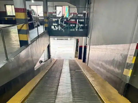 Venta de Garage de 1100m2