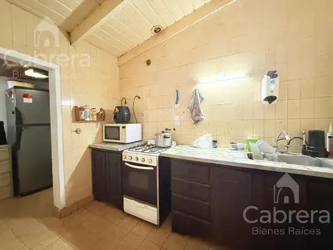 Casa 5 ambientes con 1 baño