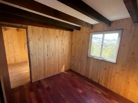 Casa 2 ambientes con 1 baño