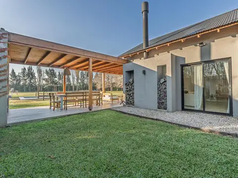 Casa en Venta 4 Ambientes en Altos del Cañadon - Capilla del Señor