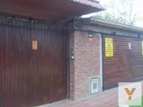Vuelta de Obligado e/ Chubut y Lopez y Planes