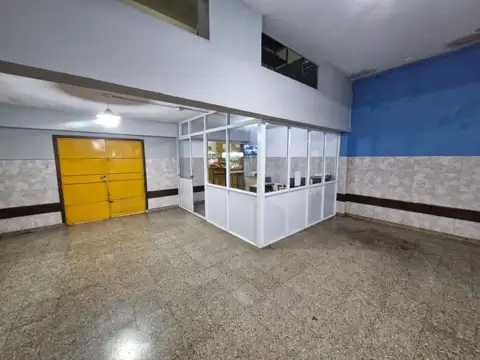 Local en Venta 35 años