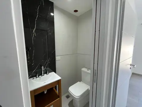 Departamento en planta baja, con patio a estrenar expensas bajisimas