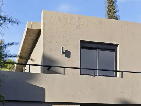 VENTA CASA 3 DORMITORIOS SHANGRILA