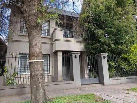 VENTA CASA 6 AMB BARRIO MONTECARLO, PILAR