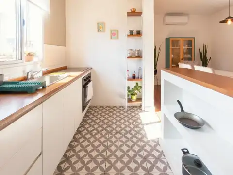 Alquiler Temporario en Retiro. Departamento de 3 Ambientes. Hasta 4 huéspedes.