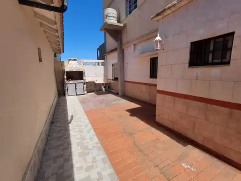 Depto Tipo Casa en Venta de 2 ambientes
