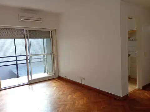 2 AMBIENTES SEMIPISO CONTRAFRENTE LUZ Y SOL CON BALCÓN