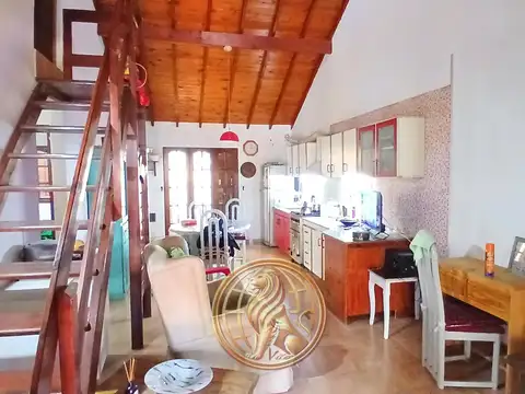 Depto Tipo Casa en Venta de 4 ambientes