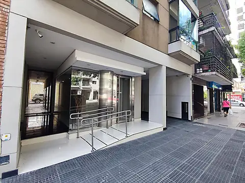 Avenida Juan Bautista Alberdi 300