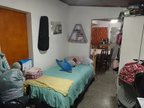 Casa 2 ambientes con 2 baños